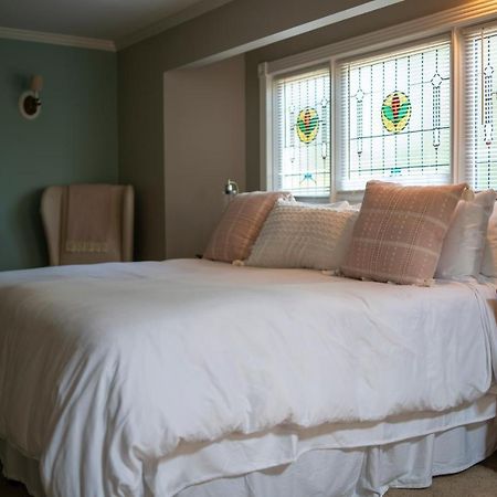 Inn At Rose Hall Eureka Springs Buitenkant foto